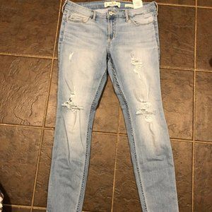 Holister low rise super skinny ripped jeans